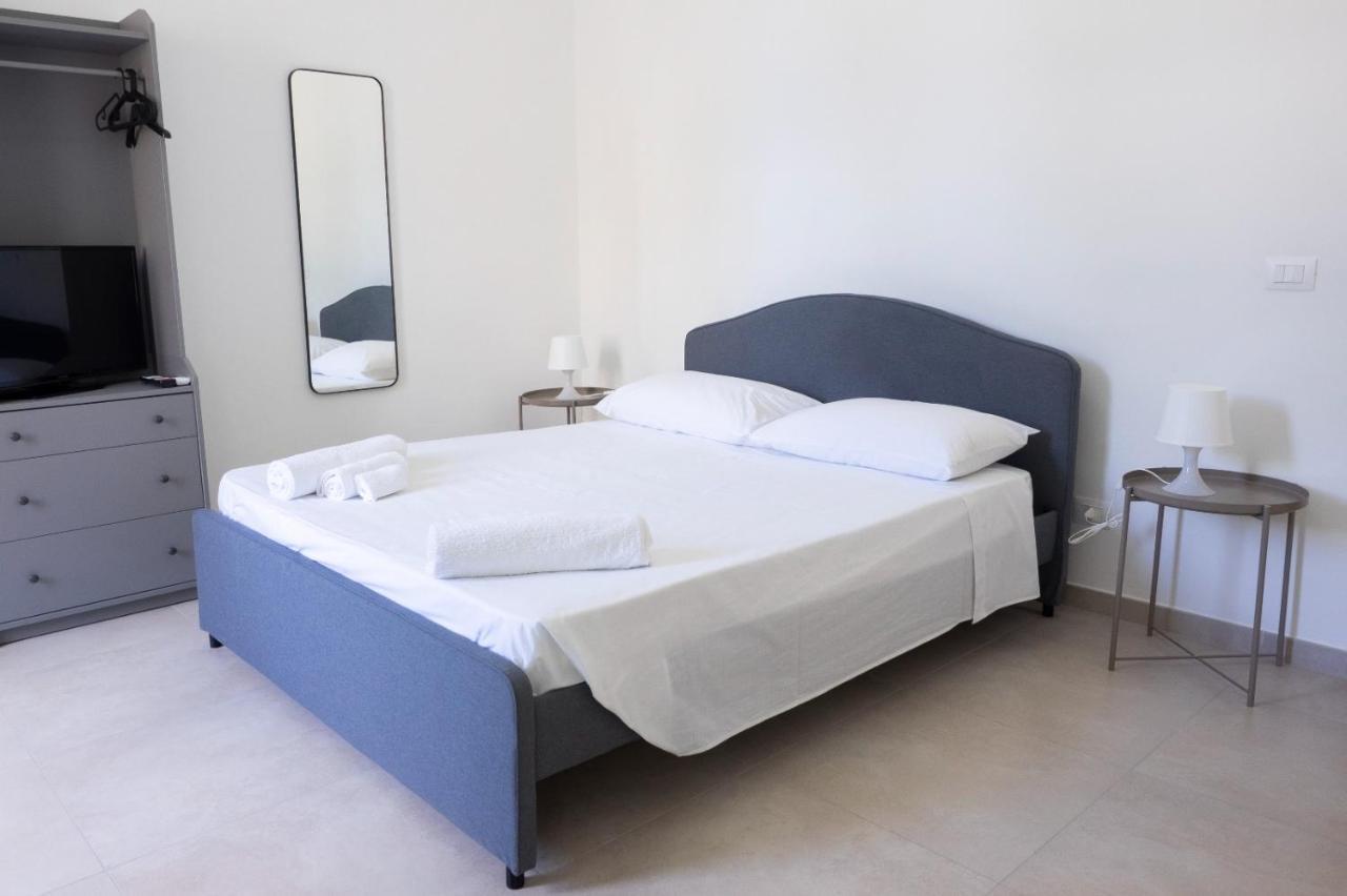 Seaport #Rooms Trani Exterior foto