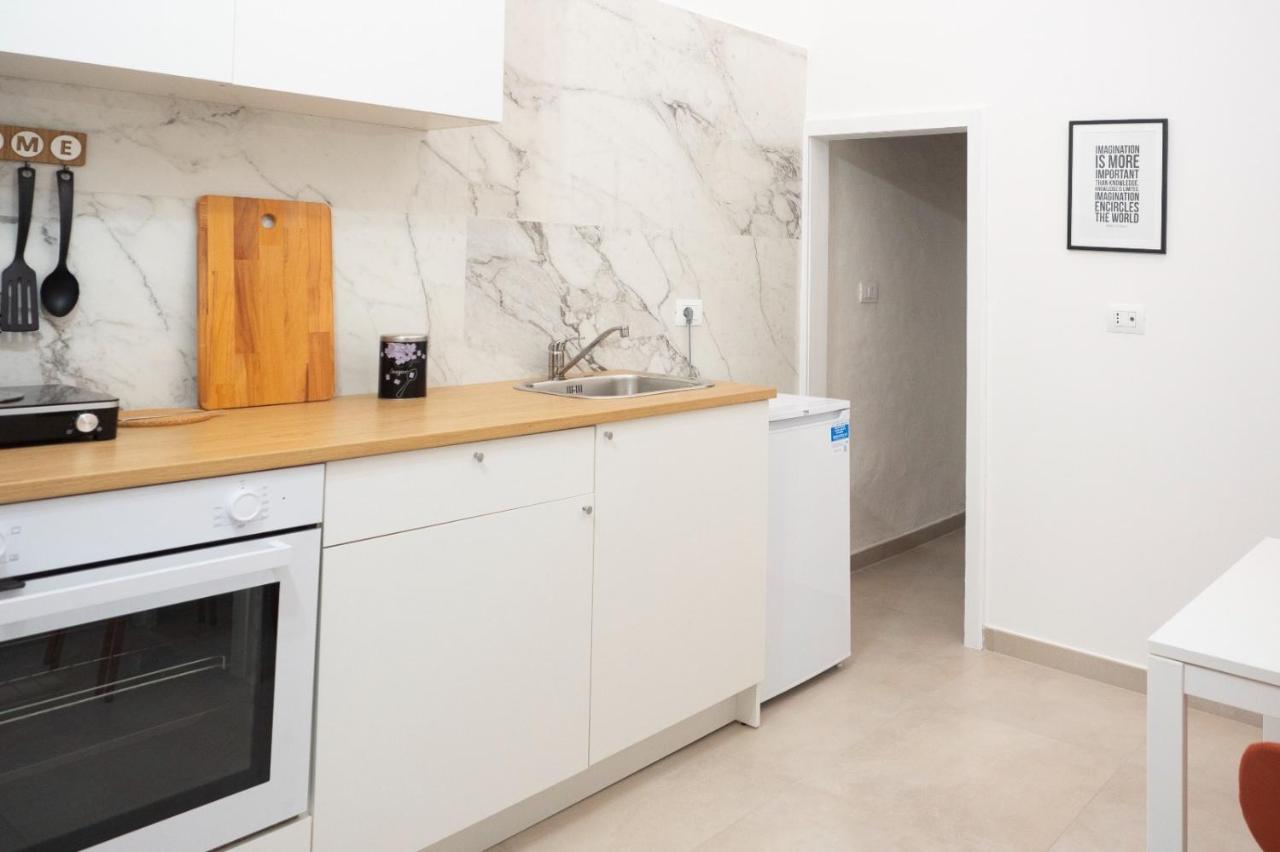 Seaport #Rooms Trani Exterior foto